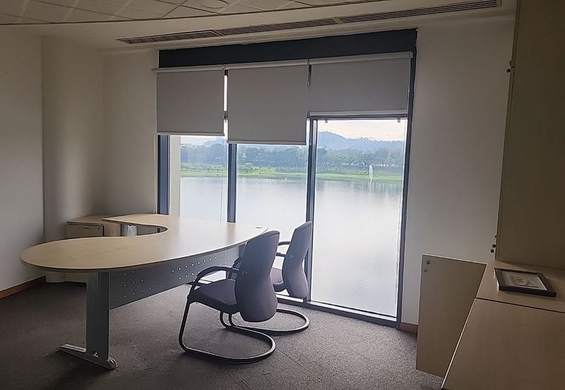 Sapura Mines-Lovely Modern Fully Fitted Bright Office