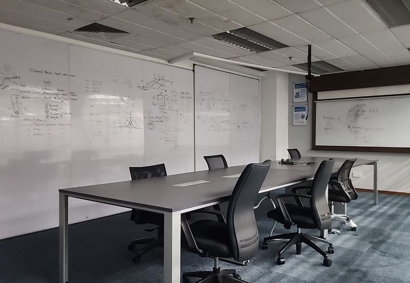 Sapura Mines-Lovely Modern Fully Fitted Bright Office