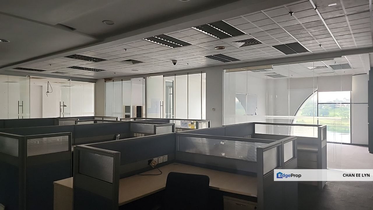 Sapura Mines-Lovely Modern Fully Fitted Bright Office, Selangor, Seri Kembangan