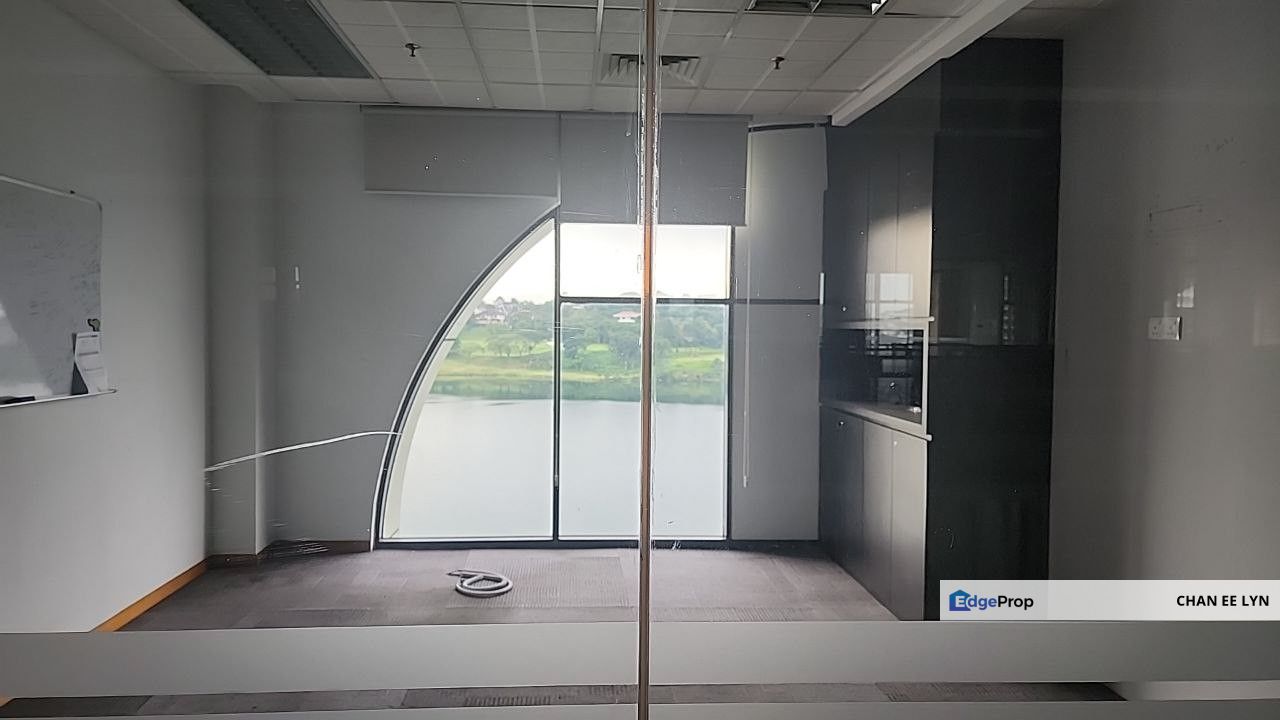 Sapura Mines-Awesome Scenery Modern Fully Fitted Office , Selangor, Seri Kembangan