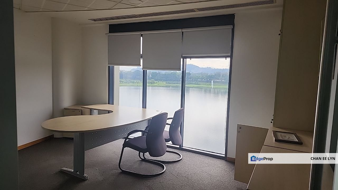 Sapura Mines-Awesome Scenery Modern Fully Fitted Office , Selangor, Seri Kembangan