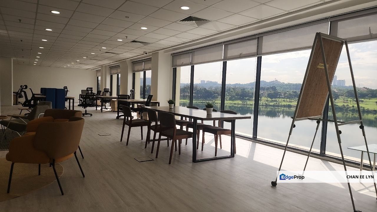 Sapura Mines-Lovely Modern Newly Fitted Bright Office Facing Lake View, Selangor, Seri Kembangan