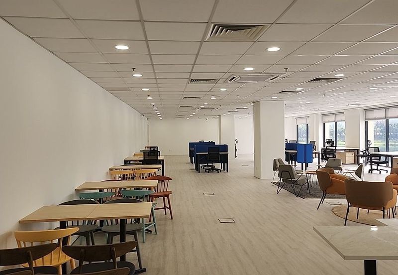 Sapura Mines-Lovely Modern Newly Fitted Bright Office Facing Lake View