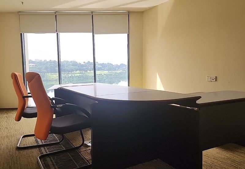 Sapura Mines-Lovely Modernly Fitted Bright Office