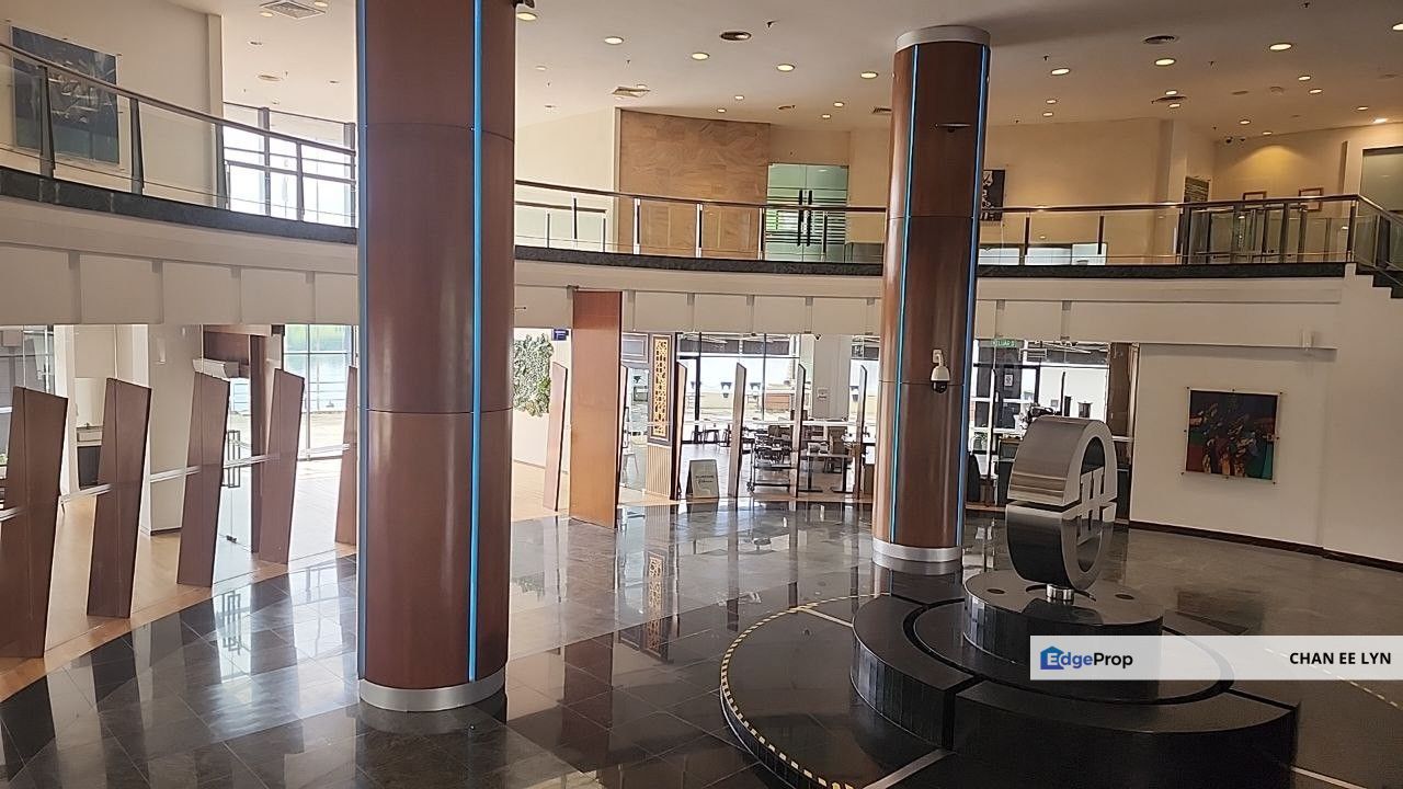 Sapura Mines-Minimalist Partially Fitted Office with Lake View , Selangor, Seri Kembangan