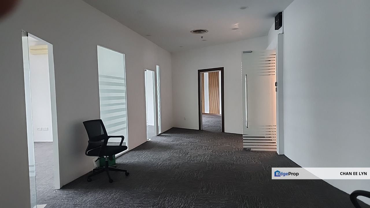 Sapura Mines-Minimalist Partially Fitted Office with Lake View , Selangor, Seri Kembangan