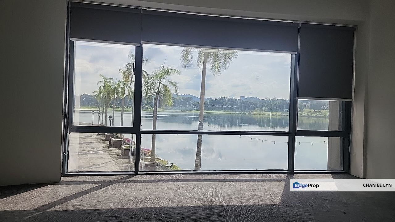Sapura Mines-Minimalist Partially Fitted Office with Lake View , Selangor, Seri Kembangan