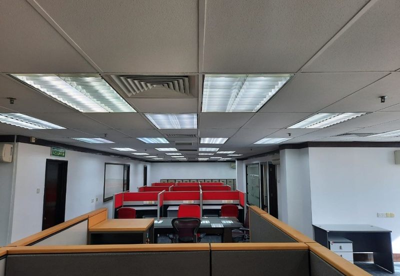 Menara Amcorp-Exquisitely Modern Fully Fitted Office for Sale