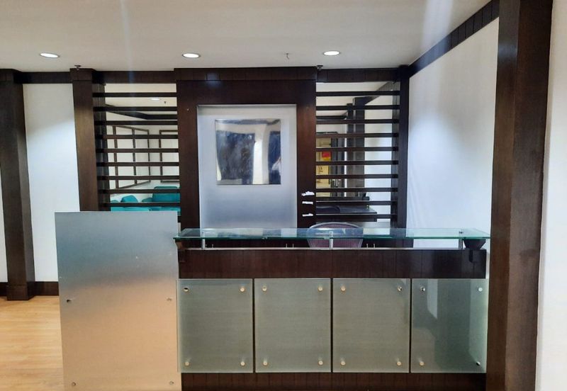 Menara Amcorp-Exquisitely Modern Fully Fitted Office for Sale