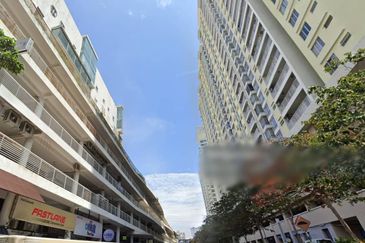 Platinum Mondrian (Pv128)