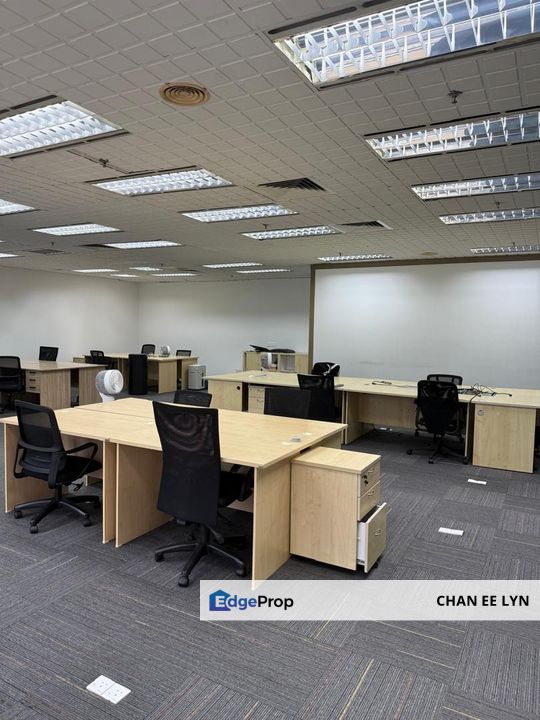 Menara Hlx - Minimalist Bright Fully Fitted Office for Rent, Kuala Lumpur, KL City