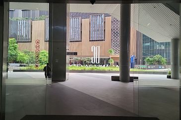 DC Mall - Spacious Retail Space for Rent 