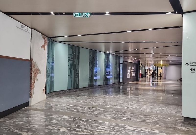 DC Mall - Spacious Retail Space for Rent 