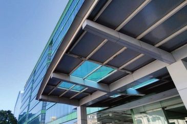 Life Plaza - Perfect for Car/Furniture Showroom, Galery, School and Medical Centre 