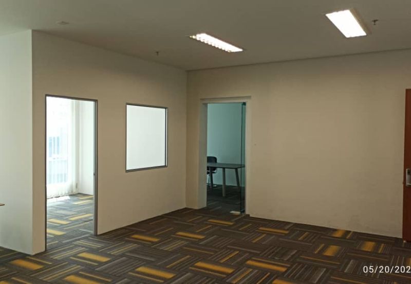 Soho Suites KLCC - Small, Minimalist Fitted Office w/ Great Rental