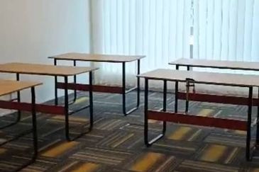 Soho Suites KLCC - Small, Minimalist Fitted Office w/ Great Rental