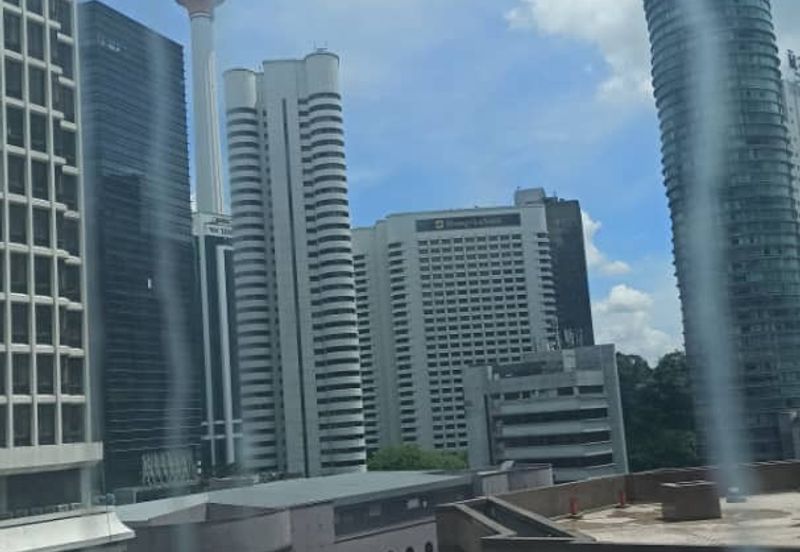 Soho Suites KLCC - Small, Minimalist Fitted Office w/ Great Rental