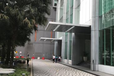 Soho Suites KLCC - Small, Minimalist Fitted Office w/ Great Rental