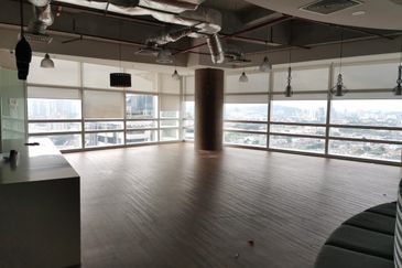 The Ascent @ Paradigm Mall