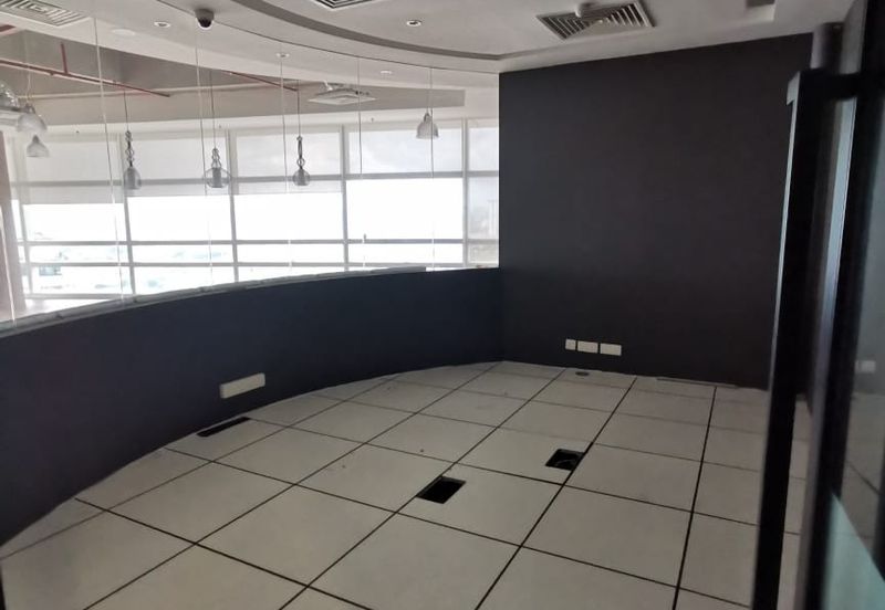 The Ascent @ Paradigm Mall