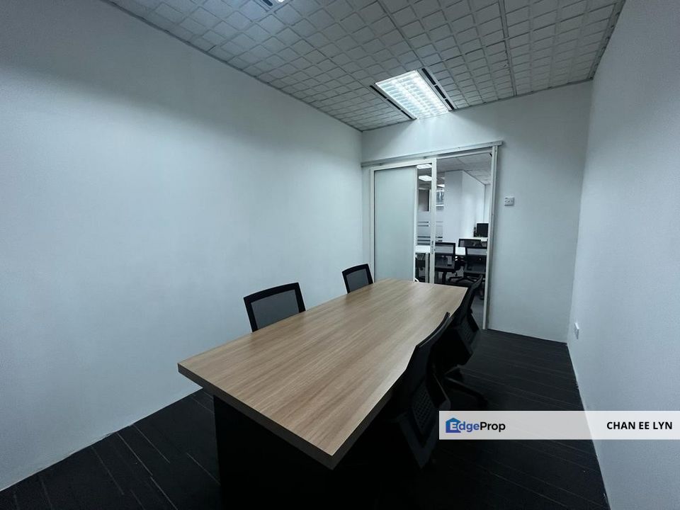 Menara HLX - Bright Minimalist Fully Fitted w/Superb Rate, Kuala Lumpur, KL City