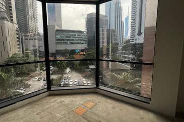 Menara HLX (formerly Menara HLA)