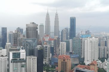 TRX - Prime Area Commercial Bungalow Ideal for Showroom w/Huge Land & Build up