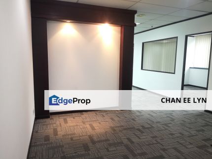 Wisma UOA - Bright Simple Partitioned Office w/ Good Rates, Kuala Lumpur, KLCC