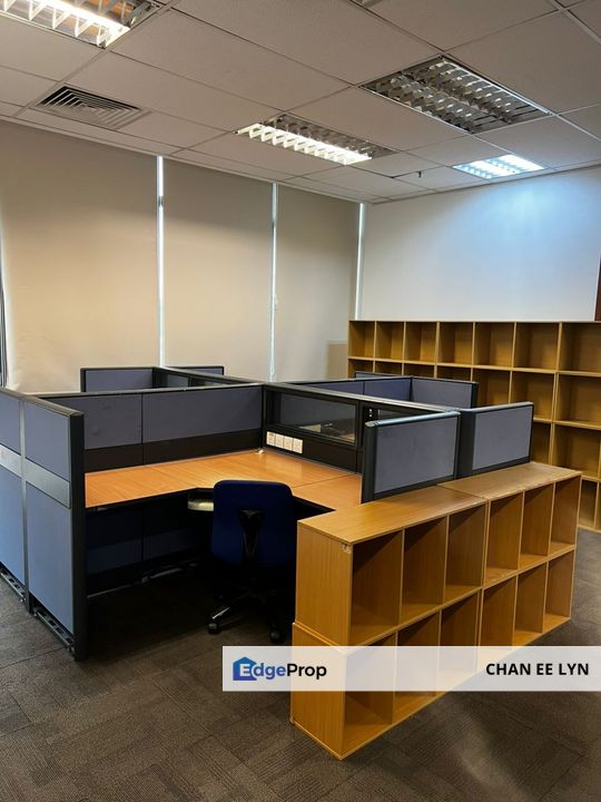 UOA Bangsar - Simple Fully Fitted Office w/Good Rent & Great View , Kuala Lumpur, Bangsar