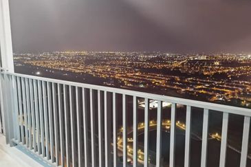 Adria Residence @ Gravit8