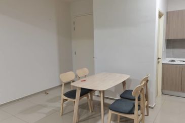 Adria Residence @ Gravit8