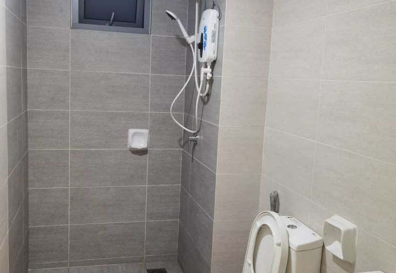 Adria Residence @ Gravit8