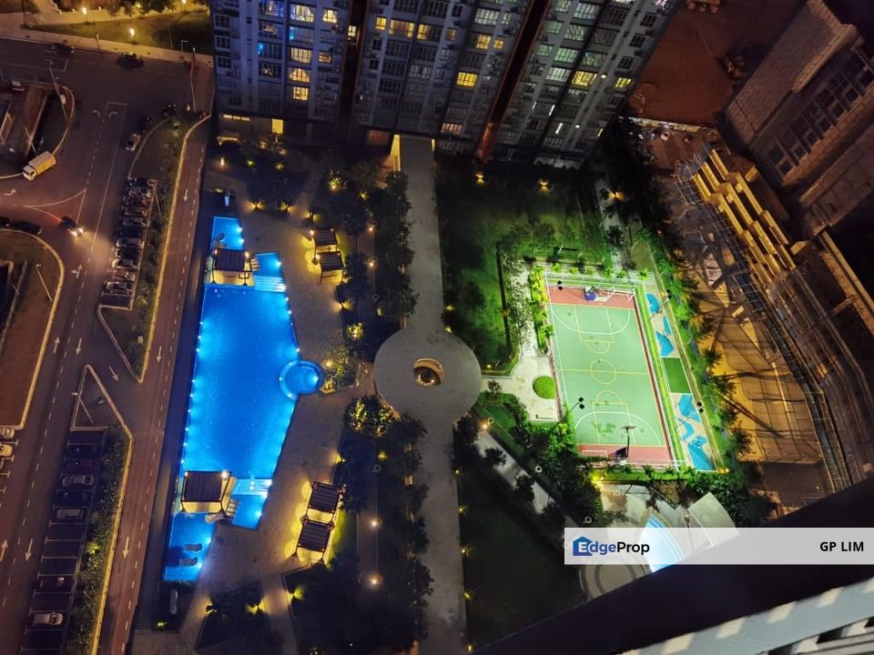 gravit8 adria, Selangor, Klang