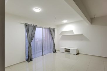 Adria Residence @ Gravit8