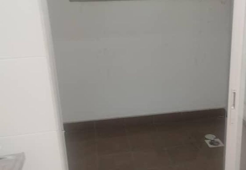 Azaria Apartment @ Bandar Paklands