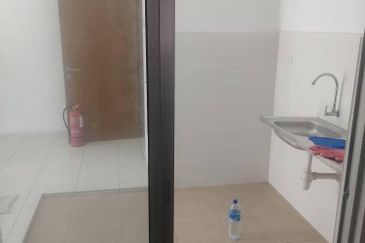 Azaria Apartment @ Bandar Paklands