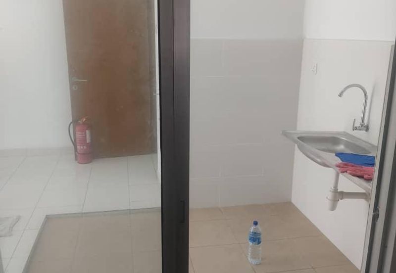 Azaria Apartment @ Bandar Paklands