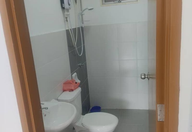 Azaria Apartment @ Bandar Paklands