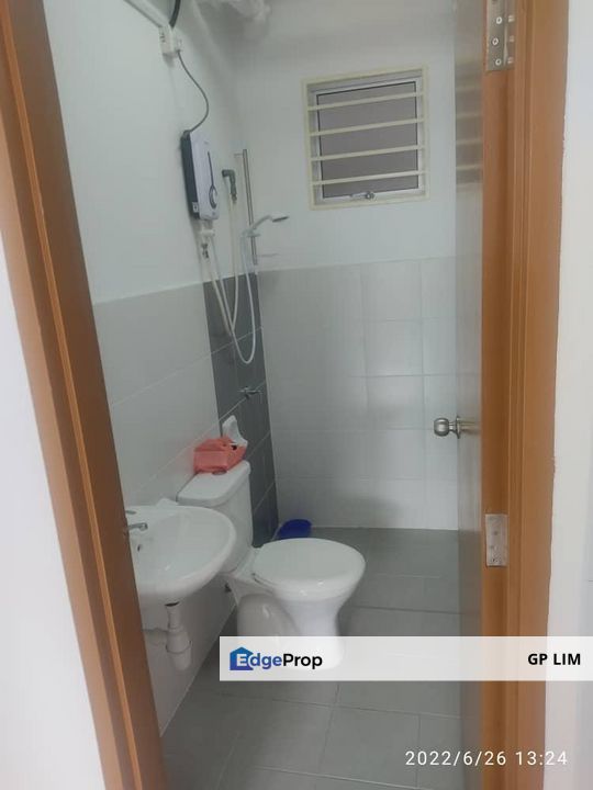 azaria apt bandar parkland, Selangor, Klang