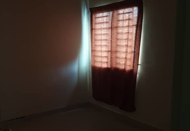 Pangsapuri Akasia, Bandar Botanic