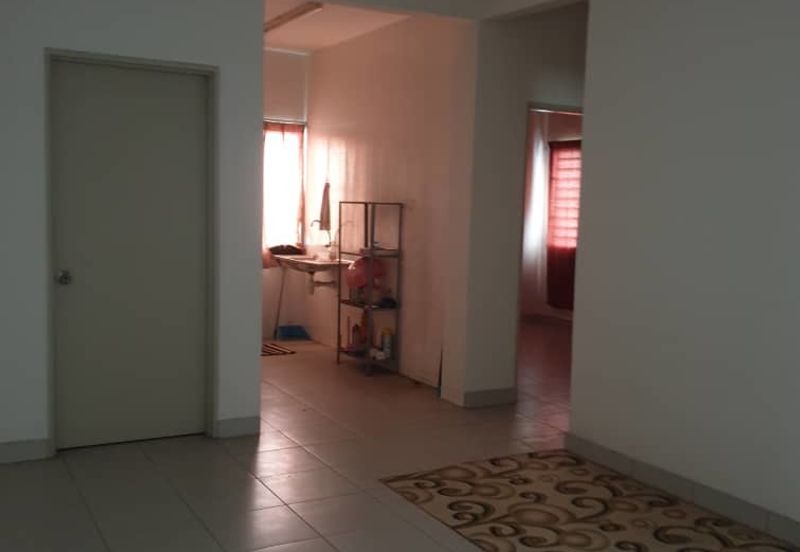 Pangsapuri Akasia, Bandar Botanic