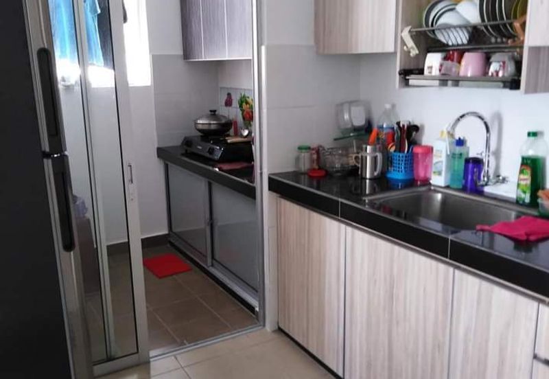 Bandar parkland azaria apt