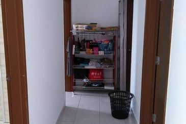 Bandar parkland azaria apt