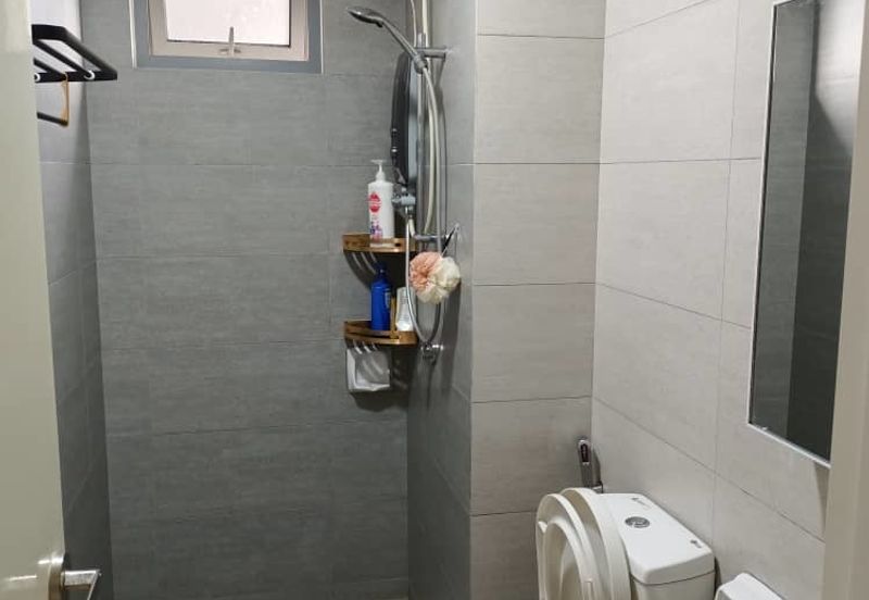 Gravit8 @ Klang South