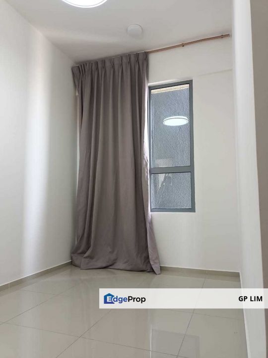 Gravit 8 andaman, Selangor, Port Klang