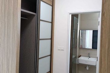 Gravit8 @ Klang South