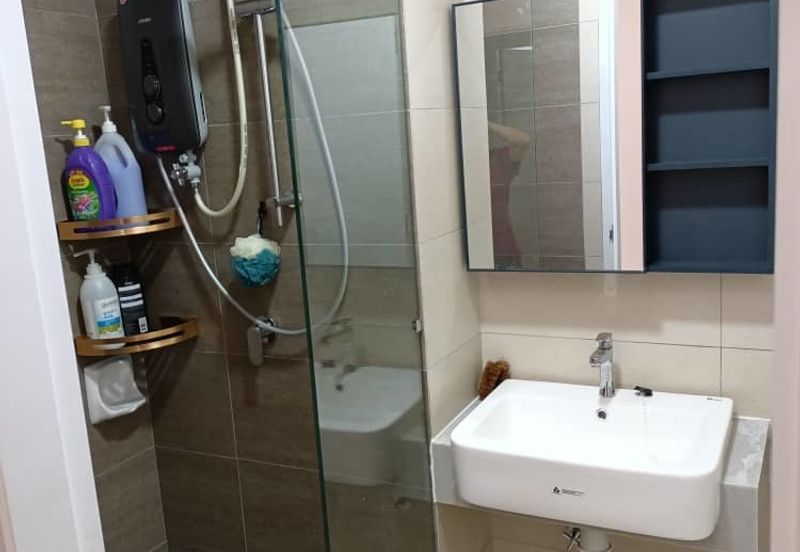 Gravit8 @ Klang South