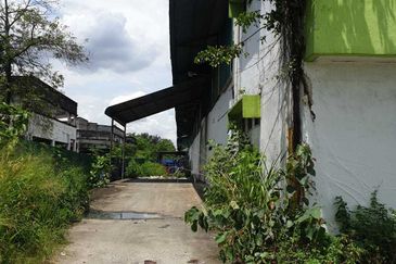 Jalan Bukit Kemuning