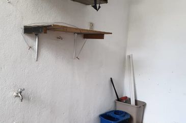 Pangsapuri Akasia, Bandar Botanic