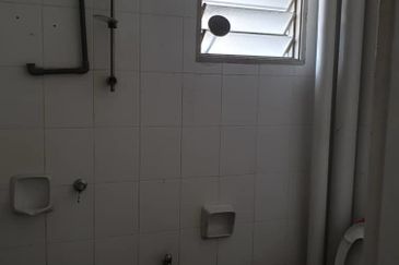 Pangsapuri Akasia, Bandar Botanic